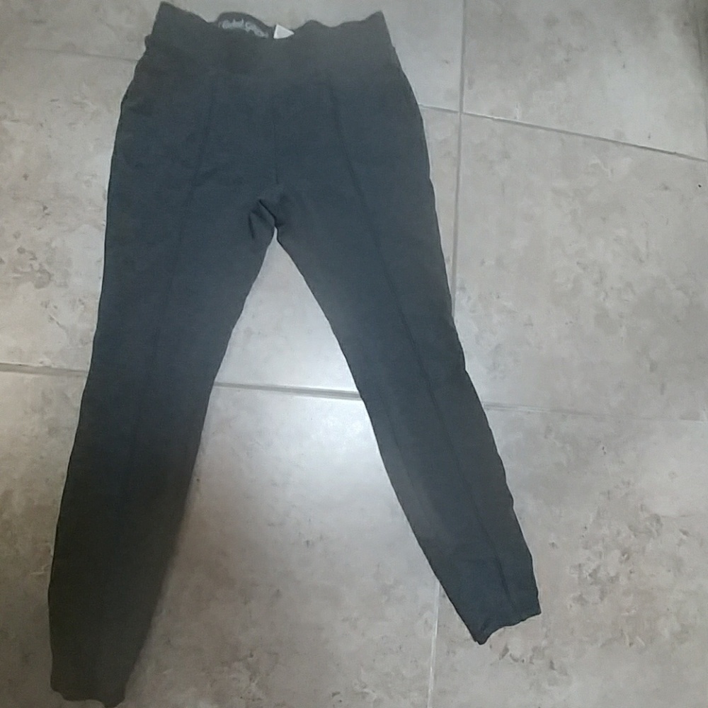 Grey leggings